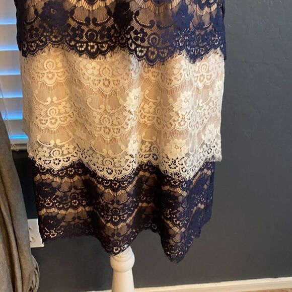 4/$20 Jessica Simpson lace dress - Picture 4 of 9